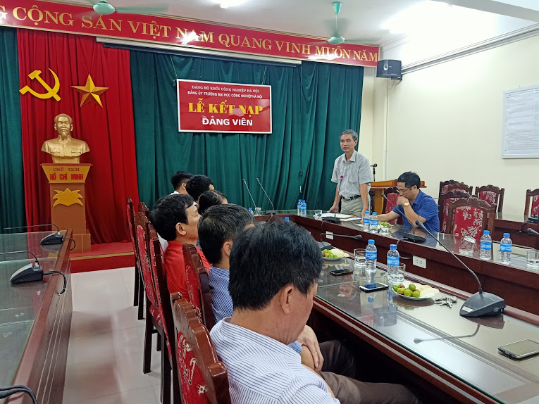 Lễ kết nạp Đảng viên mới của chi bộ TT Việt Nhật