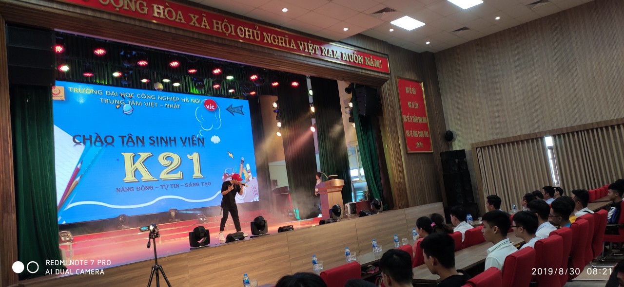 Sôi động ngày hội “Chào tân sinh viên 2019” – Trung tâm Việt Nhật