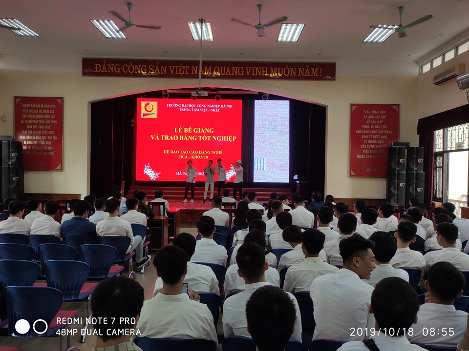 Tổ chức lễ bế giảng và trao bằng tốt nghiệp cho sinh viên Cao đẳng nghề Jica khóa 10