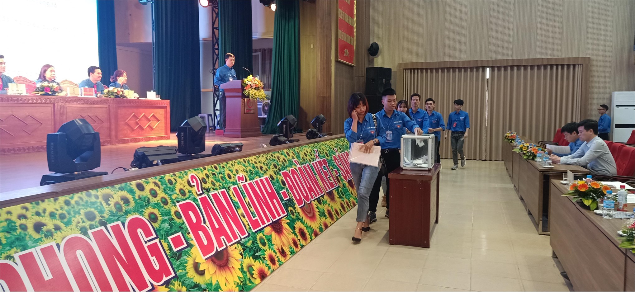 Đoàn đại biểu Liên chi đoàn Trung tâm Việt Nhật dự Đại hội đại biểu Đoàn TNCS Hồ Chí Minh trường Đại học Công nghiệp Hà Nội lần thứ IX, nhiệm kỳ 2019 – 2022