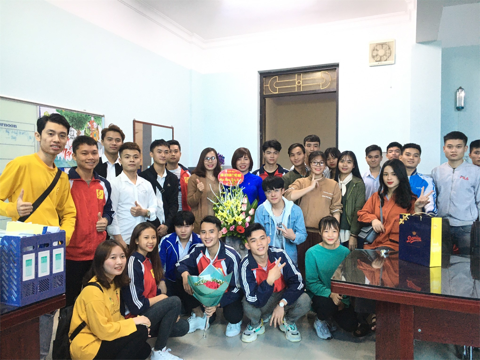 Ngày hội tri ân các thầy cô của sinh viên Trung tâm Việt Nhật
