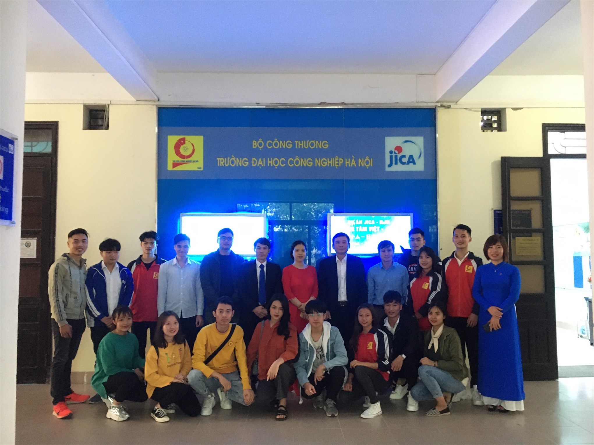 Ngày hội tri ân các thầy cô của sinh viên Trung tâm Việt Nhật