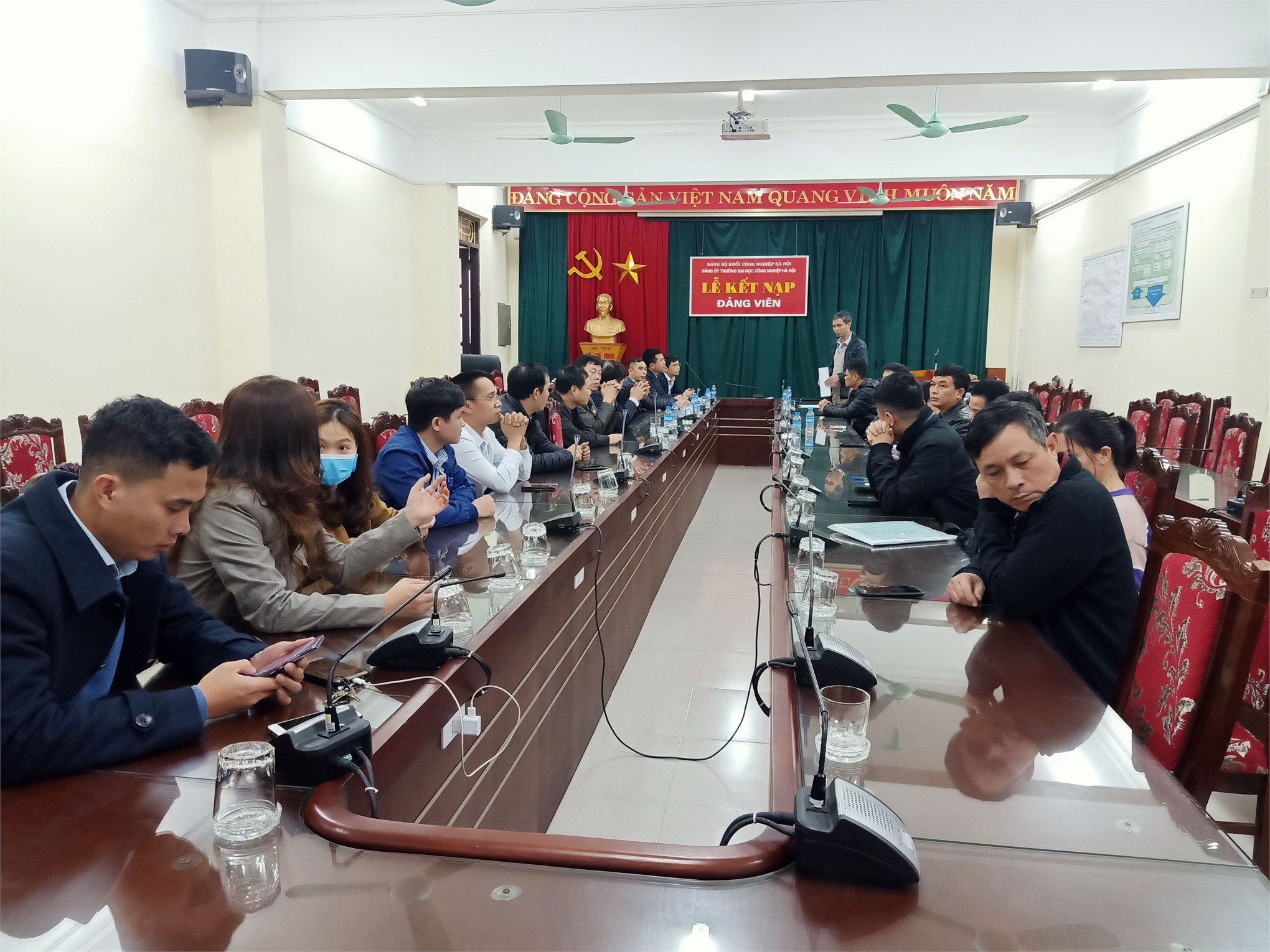 Trung tâm Việt Nhật họp triển khai nhiệm vụ đầu năm 2020