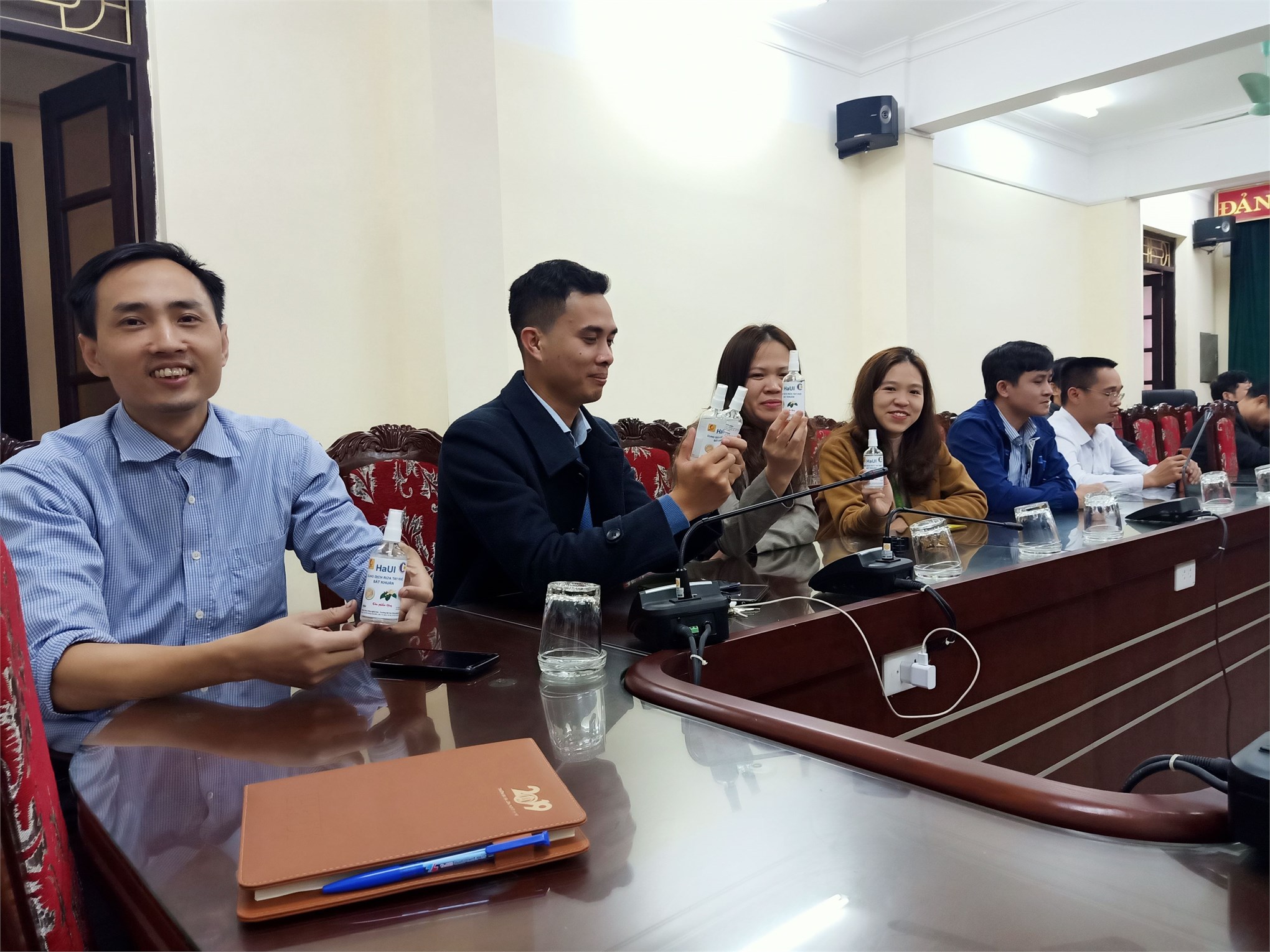 Trung tâm Việt Nhật họp triển khai nhiệm vụ đầu năm 2020