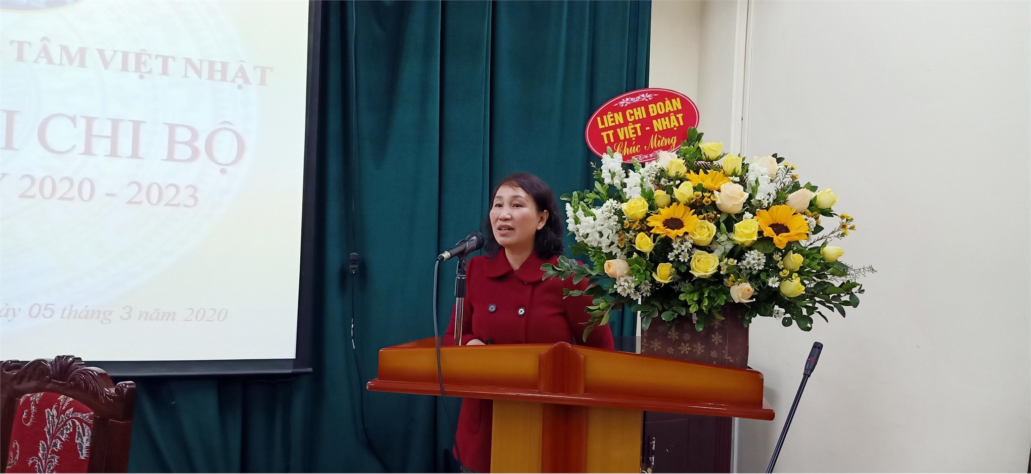 Đại hội chi bộ Trung tâm Việt – Nhật nhiệm kỳ 2020 – 2023