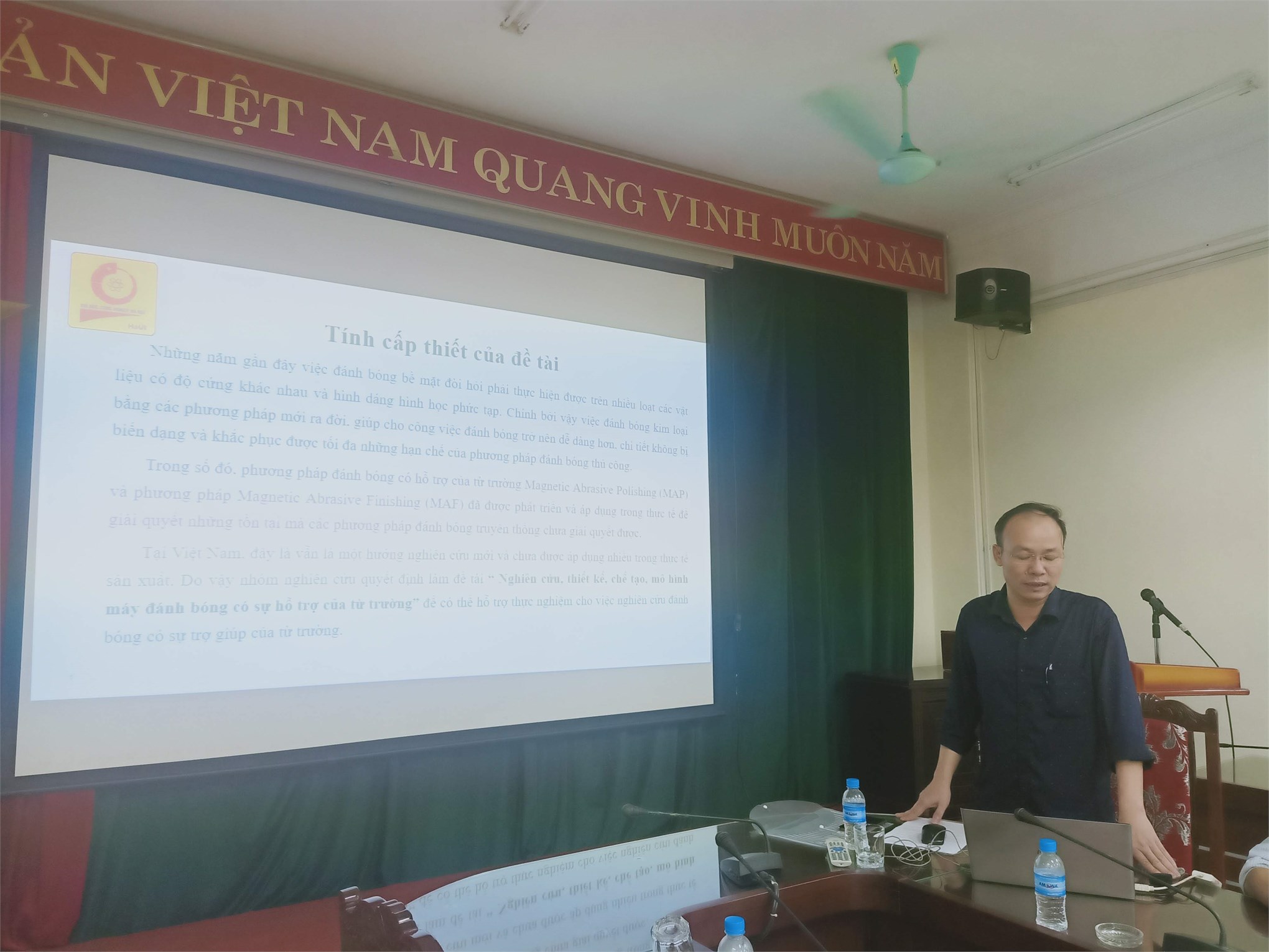 Nghiệm thu đề tài nghiên cứu khoa học cấp đơn vị: “Nghiên cứu, thiết kế, chế tạo mô hình máy đánh bóng có sự trợ giúp của Từ trường”