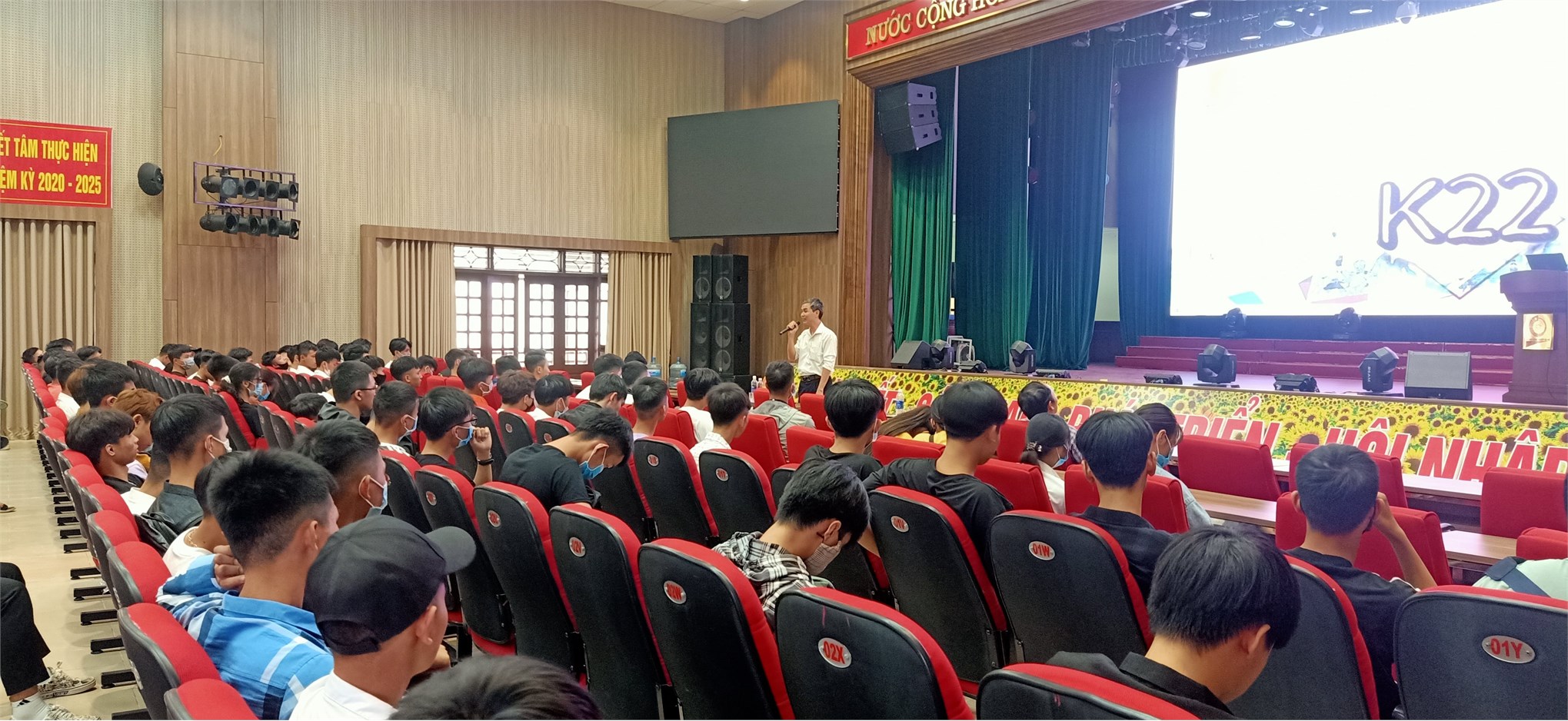 Trung tâm Việt – Nhật chào đón gần 800 tân sinh viên nhập học