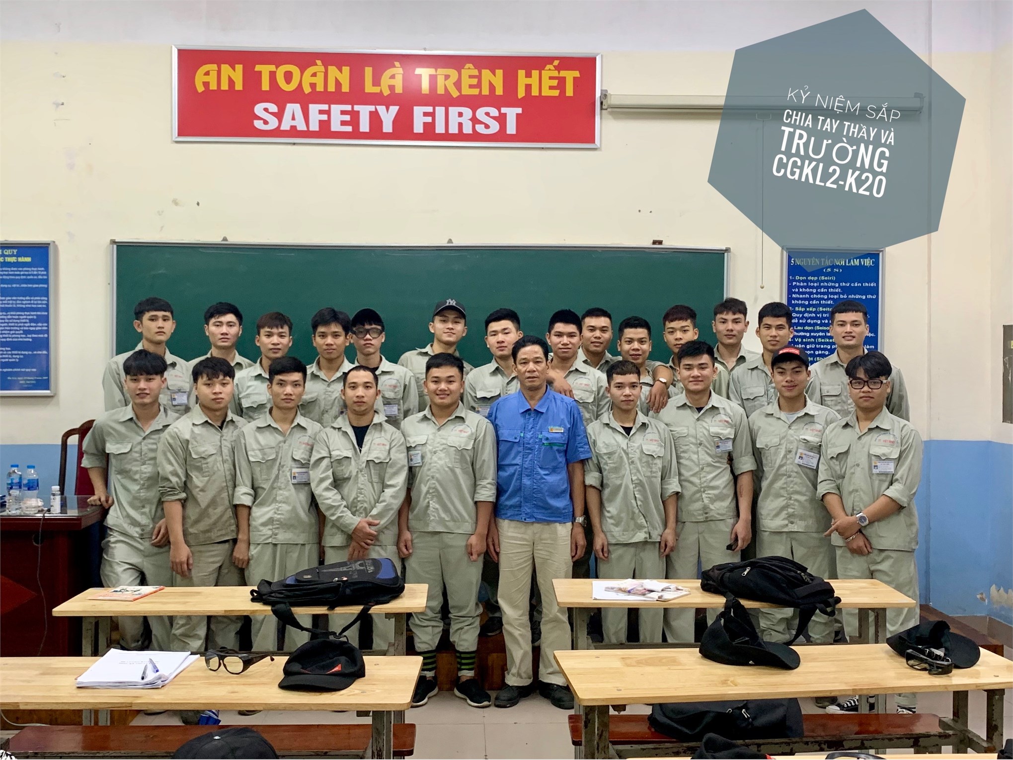 Trao giải cuộc thi”Khoảnh khắc thầy trò 2020” chào mừng 38 năm ngày Nhà giáo Việt Nam (20/11/1982 – 20/11/2020)