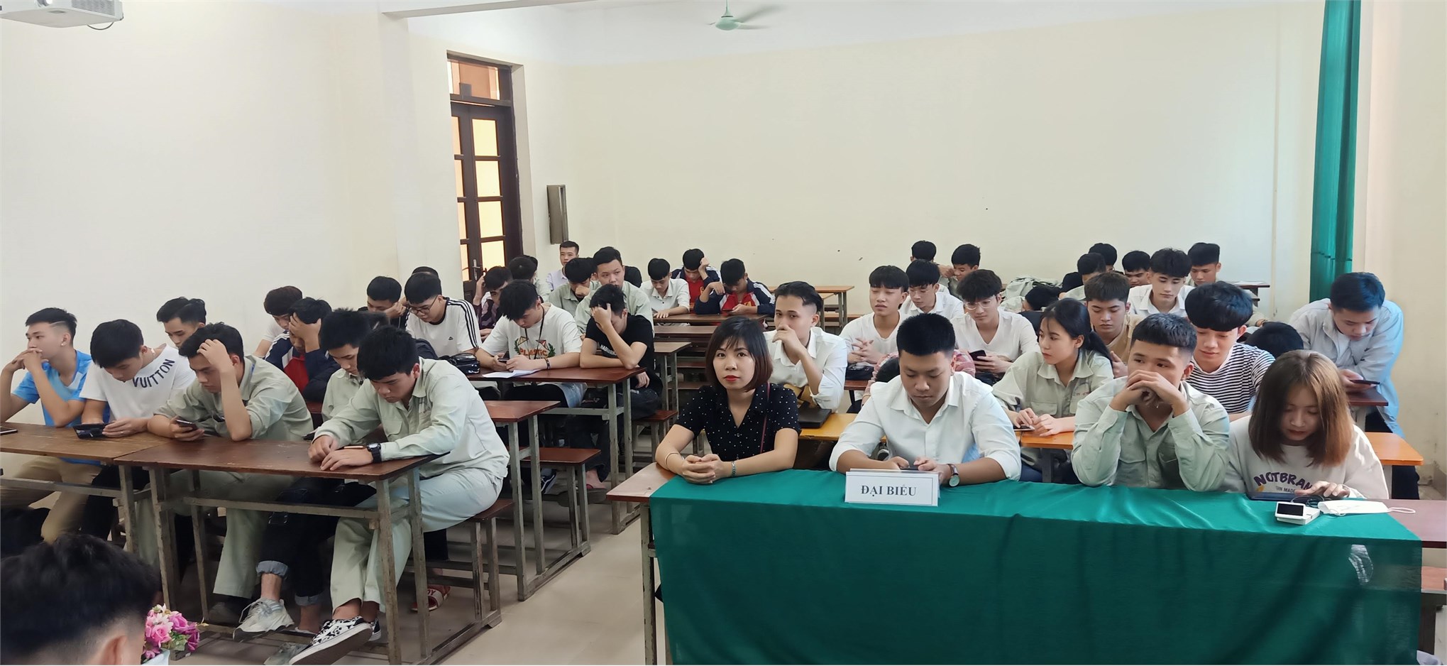 Đại hội chi đoàn Cao đẳng K21 – Trung tâm Việt Nhật
