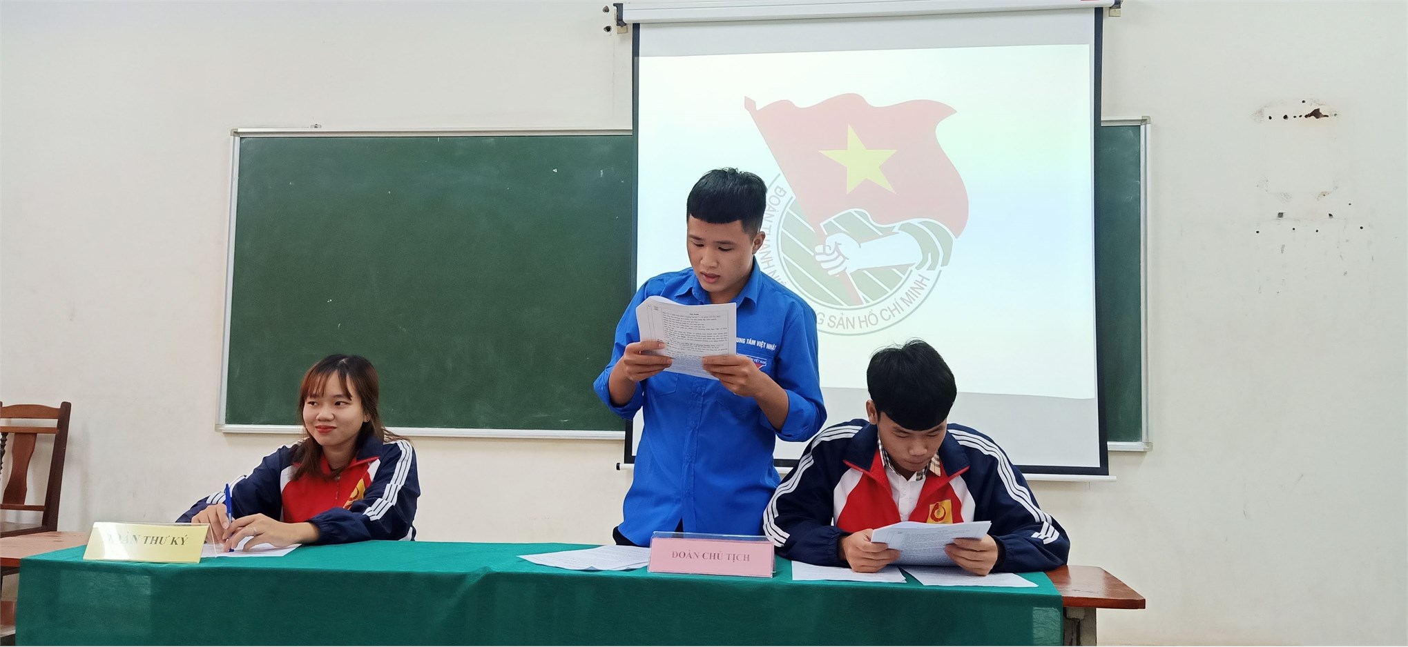 Đại hội chi đoàn Cao đẳng K21 – Trung tâm Việt Nhật