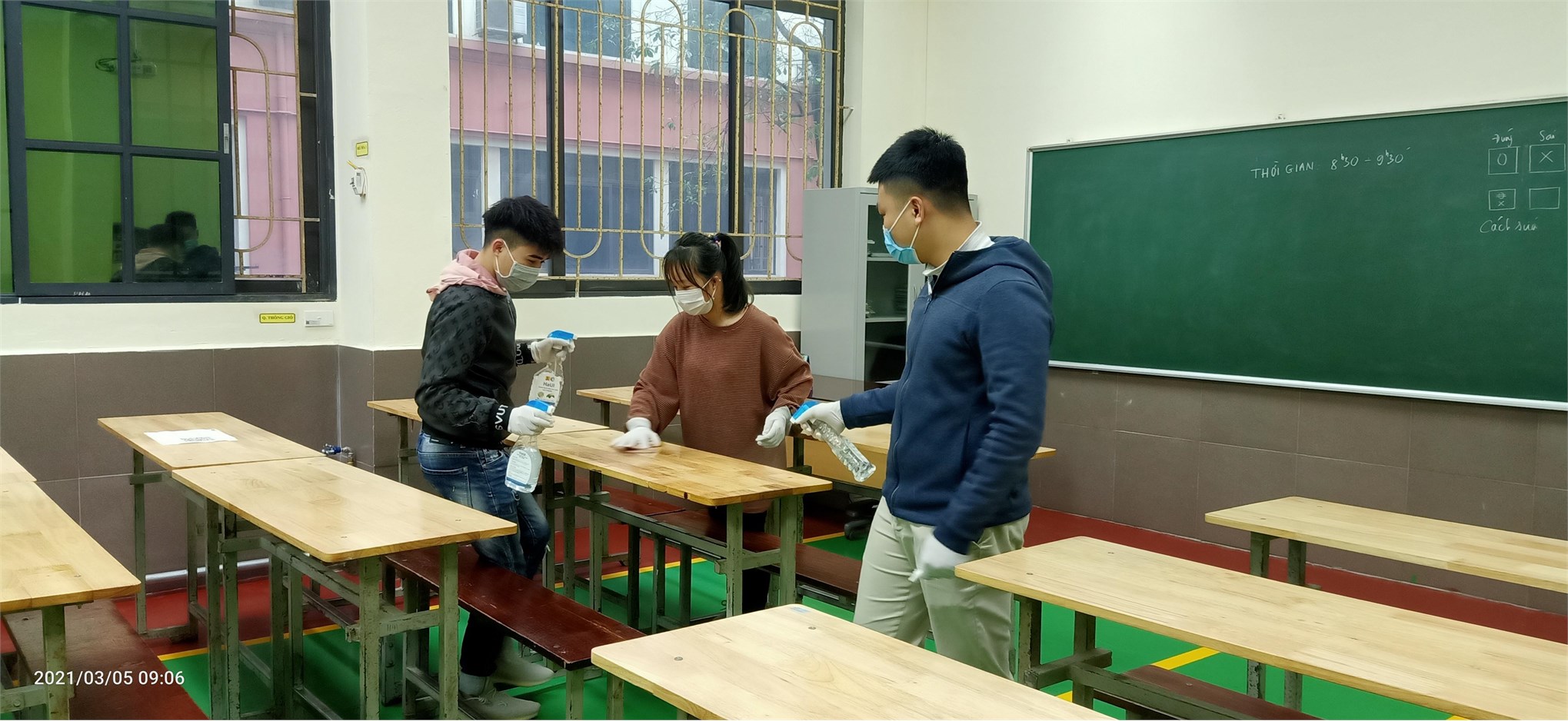 Liên chi đoàn ra quân thực hiện chương trình “Ngày thứ 6 xanh”
