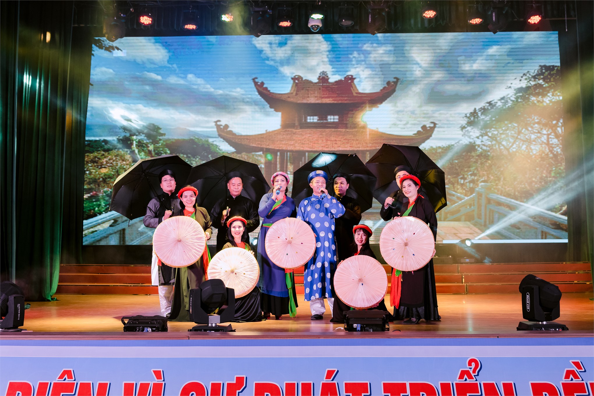 Liên quân Khoa học cơ bản, phòng Quản trị, TT. Việt Nhật, TT. Hồng Hải tham gia sơ khảo Hội diễn VNQC Đại học Công nghiệp Hà Nội năm 2022