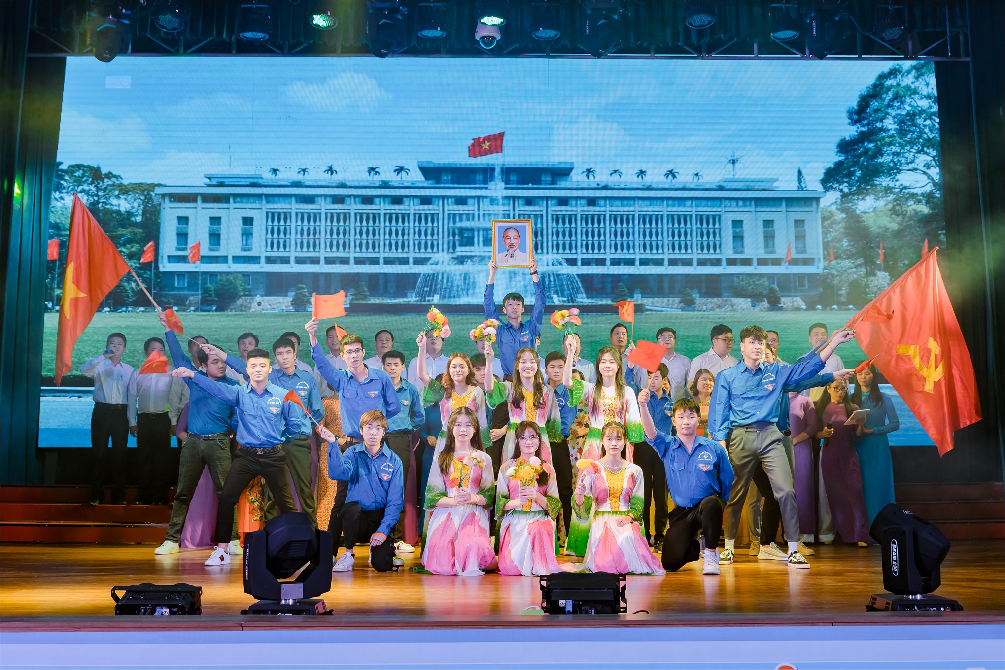 Liên quân Khoa học cơ bản, phòng Quản trị, TT. Việt Nhật, TT. Hồng Hải tham gia sơ khảo Hội diễn VNQC Đại học Công nghiệp Hà Nội năm 2022