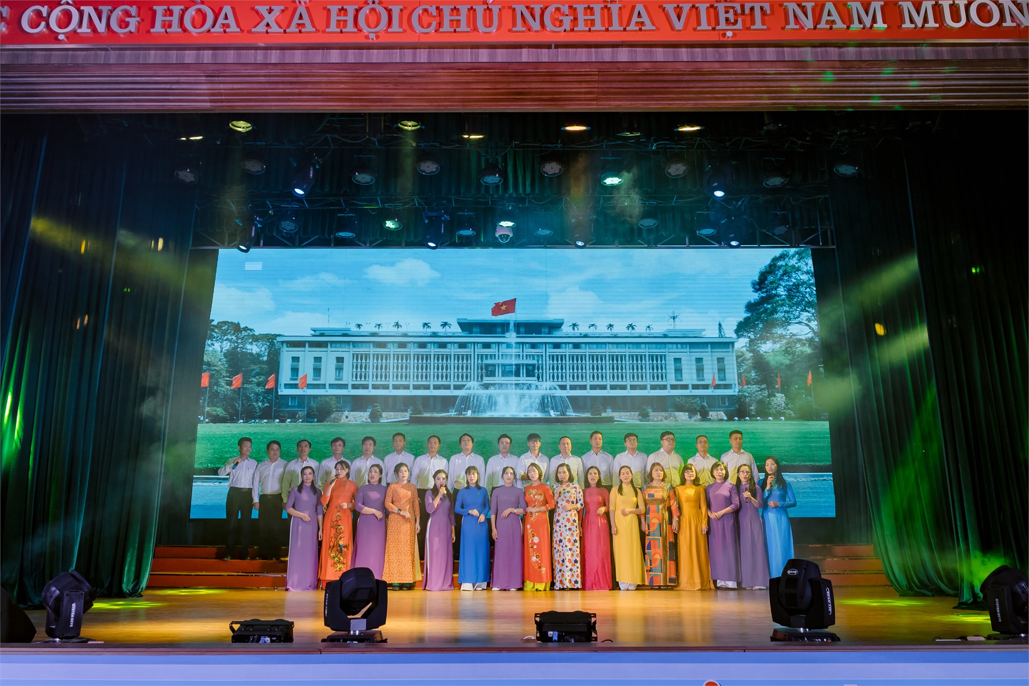 Liên quân Khoa học cơ bản, phòng Quản trị, TT. Việt Nhật, TT. Hồng Hải tham gia sơ khảo Hội diễn VNQC Đại học Công nghiệp Hà Nội năm 2022