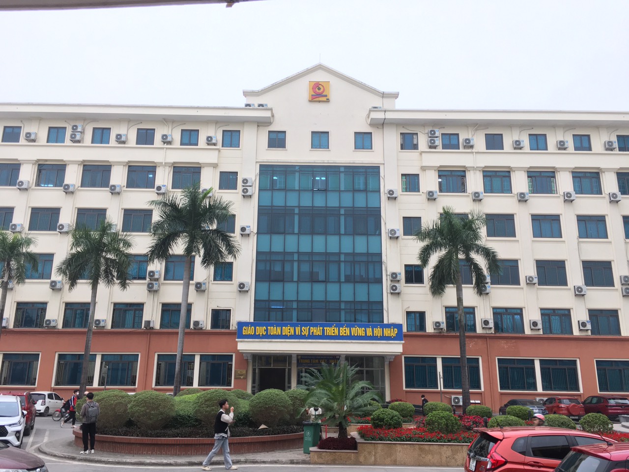 TRUNG TÂM VIỆT NHẬT - TRƯỜNG ĐẠI HỌC CÔNG NGHIỆP HÀ NỘI