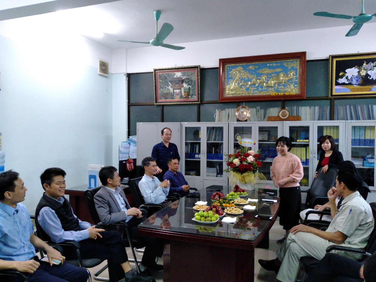 Gặp mặt chúc mừng ngày Quốc tế phụ nữ 08/03