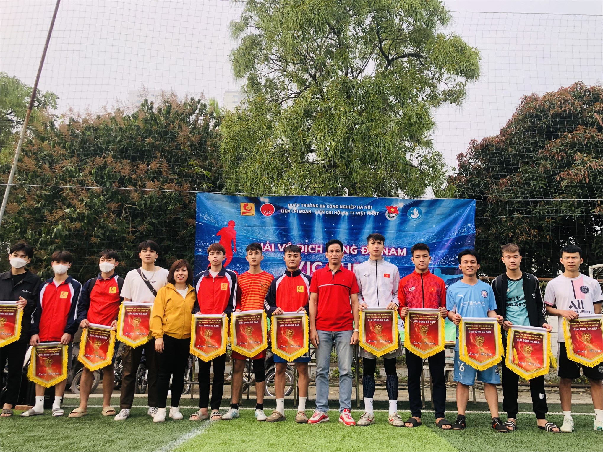 Khai mạc giải bóng đá nam VJC CUP 2023