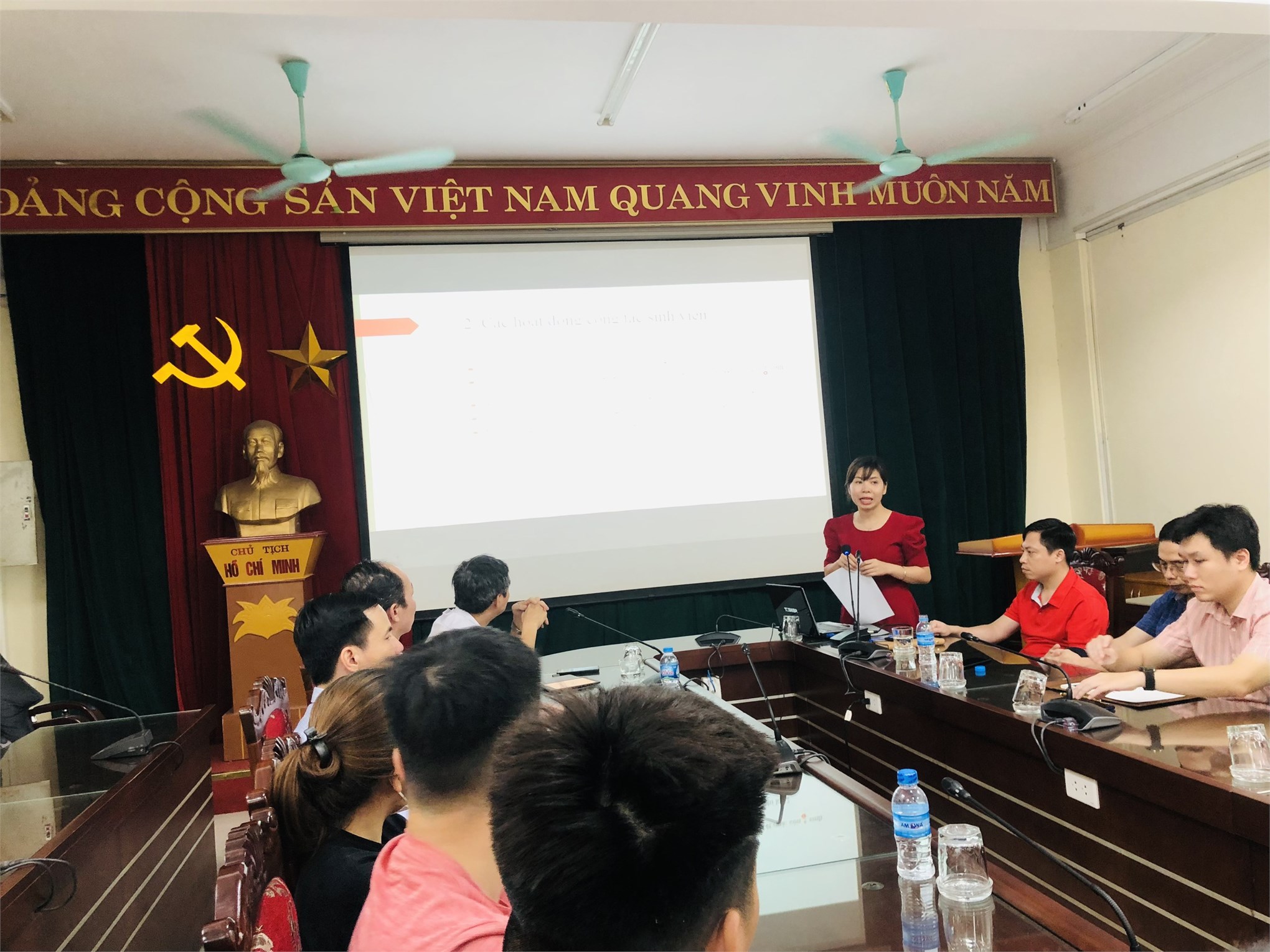 Hội nghị lớp trưởng, bí thư chi đoàn trung tâm Việt Nhật năm học 2022-2023