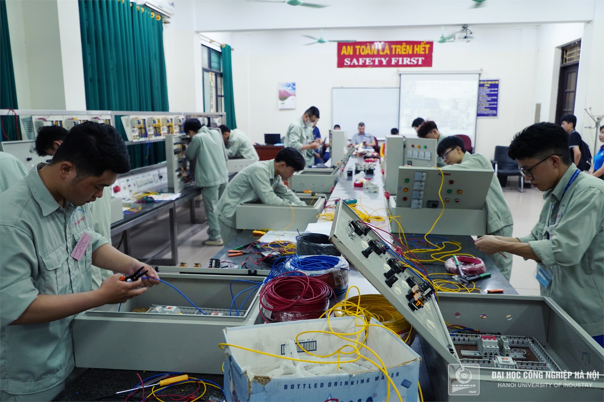 Khai mạc hội thi “Sinh viên giỏi nghề 2023”