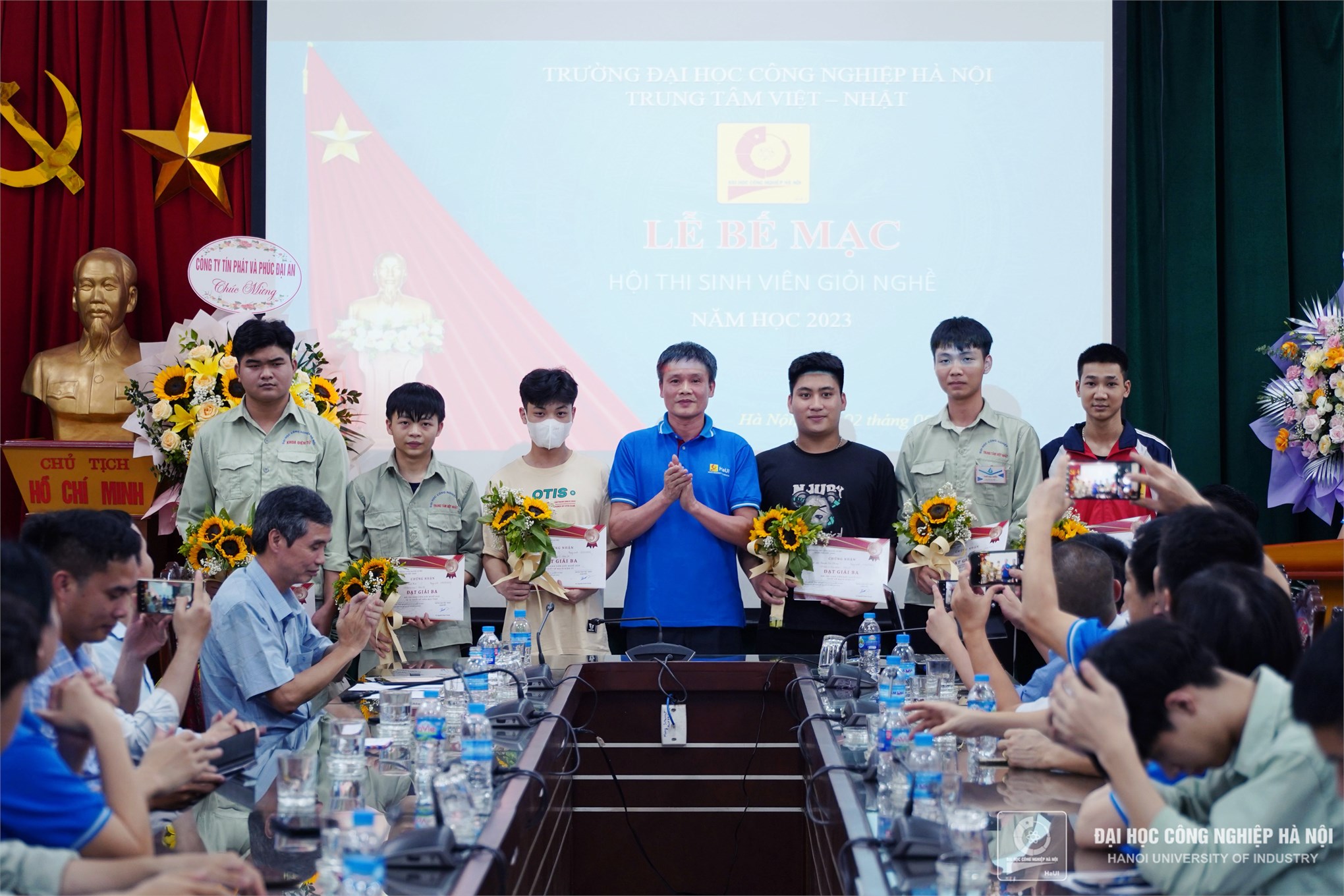 Khai mạc hội thi “Sinh viên giỏi nghề 2023”