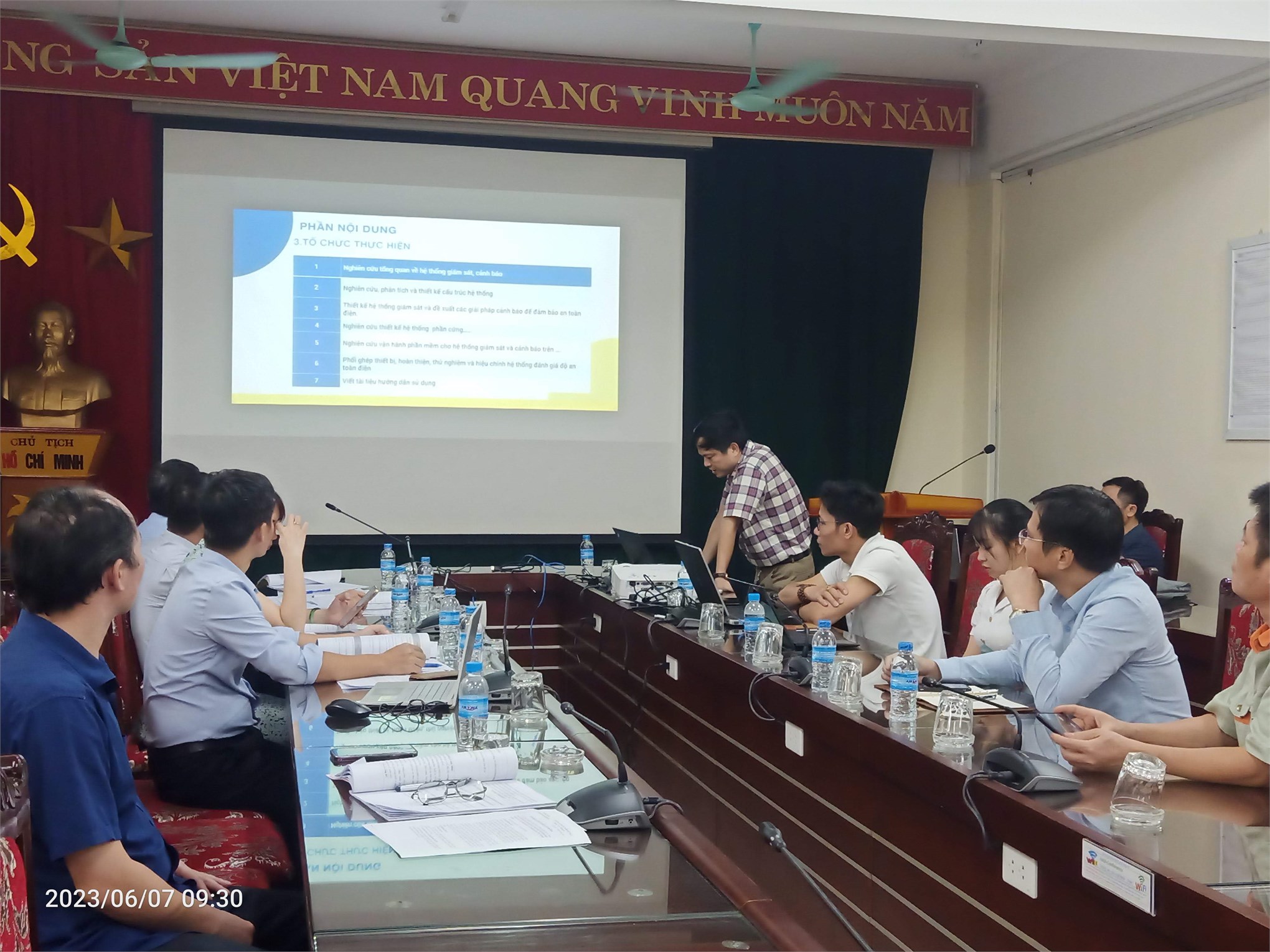 Nghiệm thu đề tài nghiên cứu khoa học cấp đơn vị: “Nghiên cứu, xây dựng hệ thống giám sát và cảnh báo an toàn cháy nổ cho Trạm biến áp phân phối, tủ điện phân phối chính và máy phát điện dự phòng cho trường Đại học Công nghiệp Hà Nội”