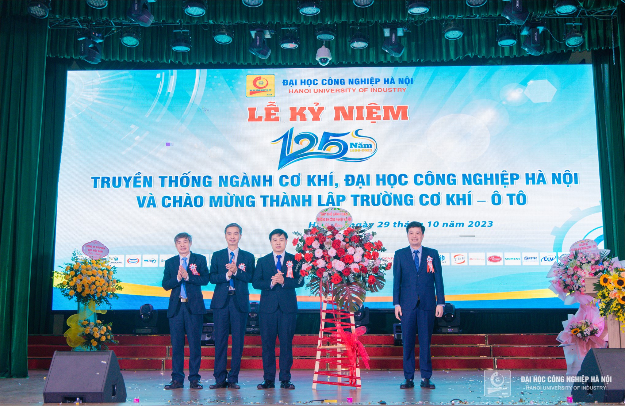 Lễ kỷ niệm 125 năm truyền thống Ngành Cơ khí HaUI và chào mừng thành lập Trường Cơ khí – Ô tô
