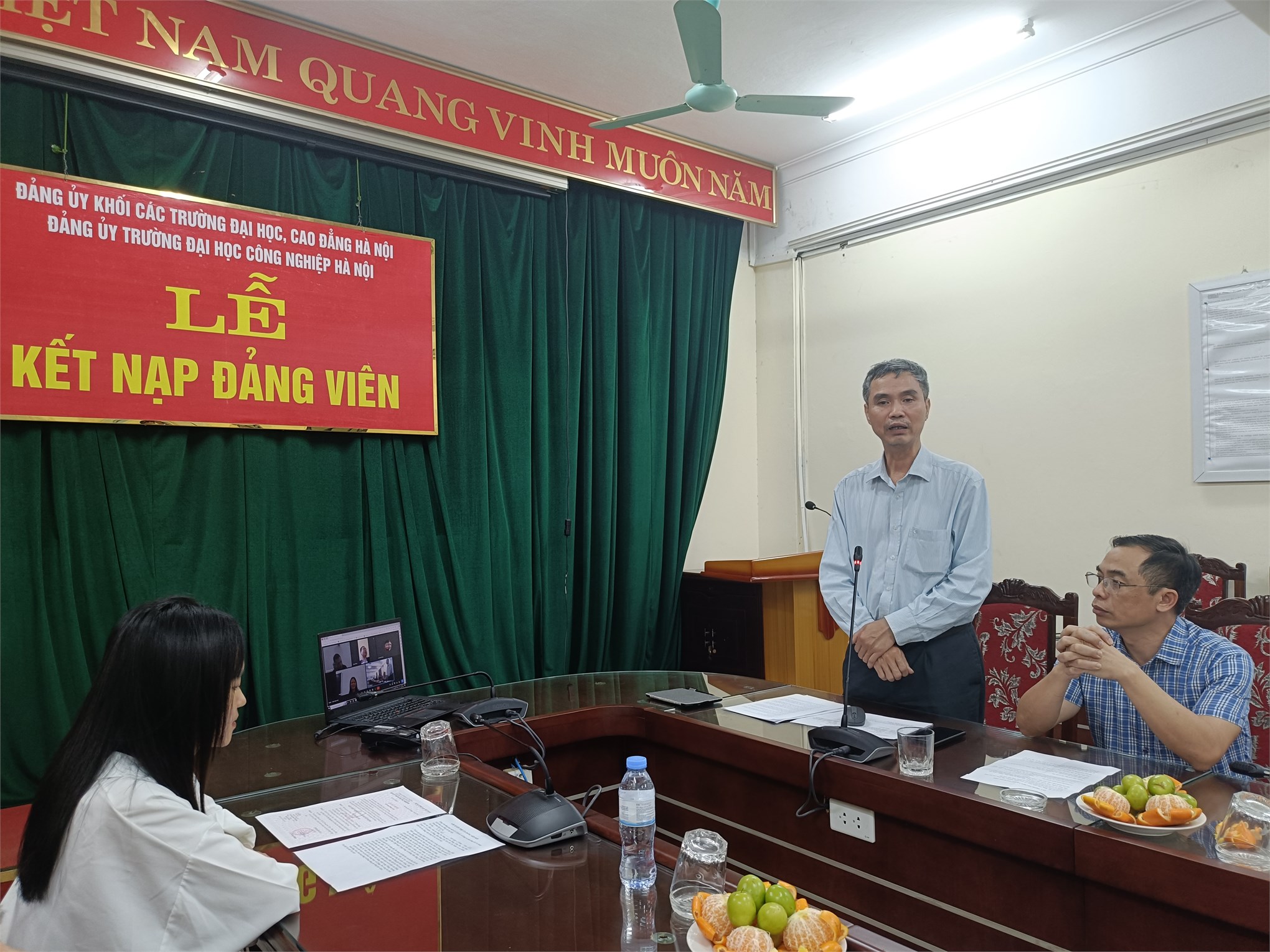 Lễ kết nạp Đảng viên mới của chi bộ TT Việt Nhật