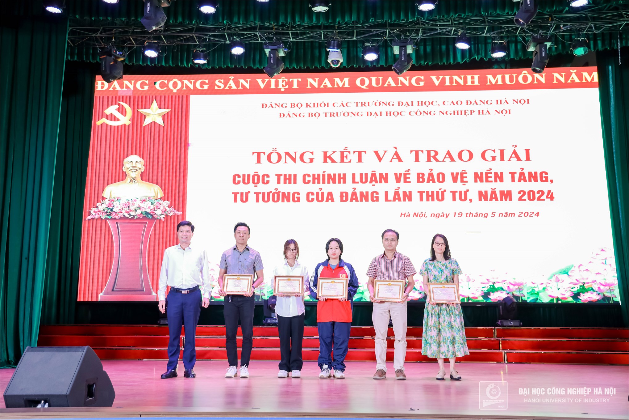 Chi bộ trung tâm Việt Nhật giành giải Ba tại Cuộc thi chính luận bảo vệ nền tảng tư tưởng của Đảng lần thứ IV, năm 2024