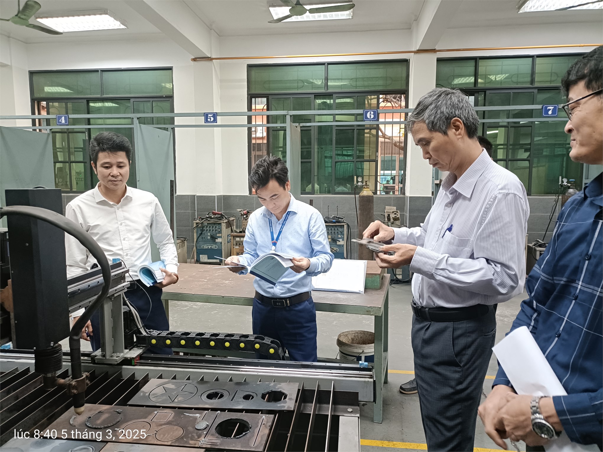 Nghiệm thu đề tài nghiên cứu khoa học cấp đơn vị: “Nghiên cứu thiết kế và chế tạo hệ thống cắt Plasma CNC áp dụng trong đào tao tại trường Đại học Công nghiệp Hà Nội”