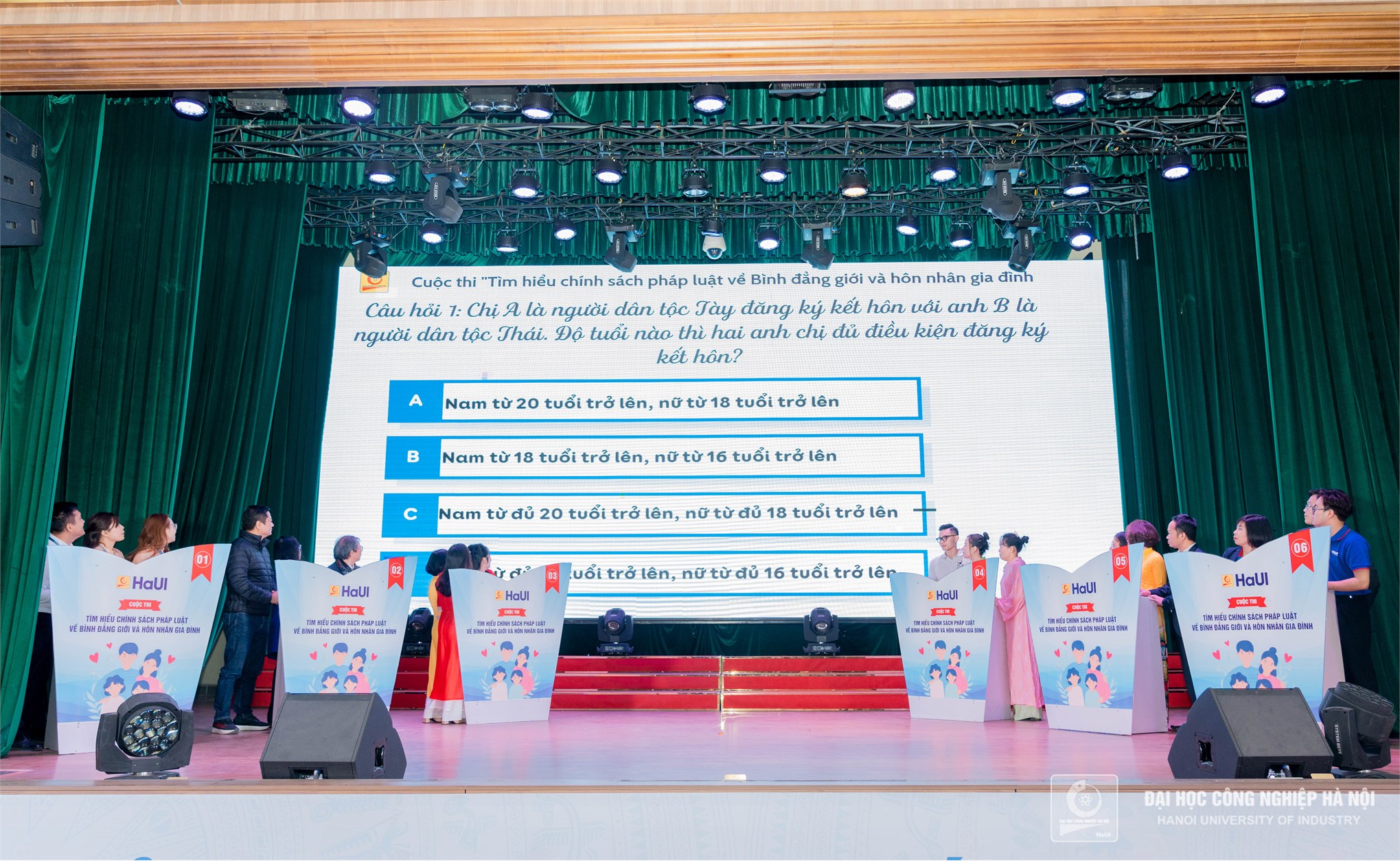 Liên quân đội thi số 6 giành giải Nhất tại cuộc thi với tiểu phẩm Táo quân sáng tạo về bình đẳng giới