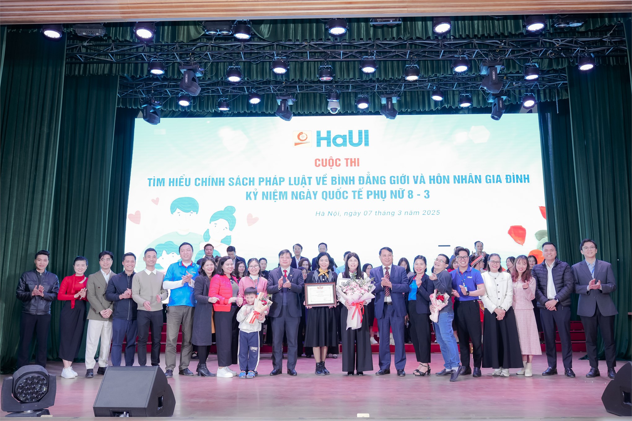 Liên quân đội thi số 6 giành giải Nhất tại cuộc thi với tiểu phẩm Táo quân sáng tạo về bình đẳng giới