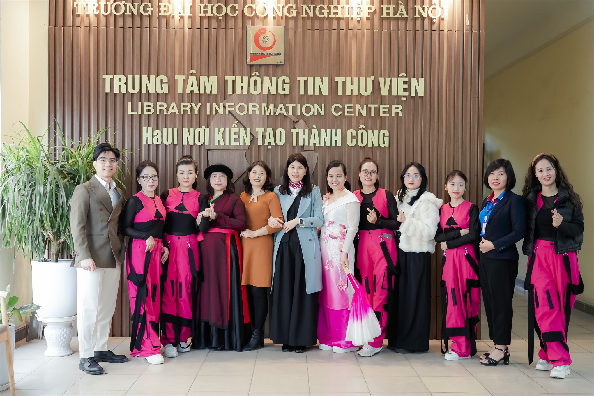 Liên quân đội thi số 6 giành giải Nhất tại cuộc thi với tiểu phẩm Táo quân sáng tạo về bình đẳng giới