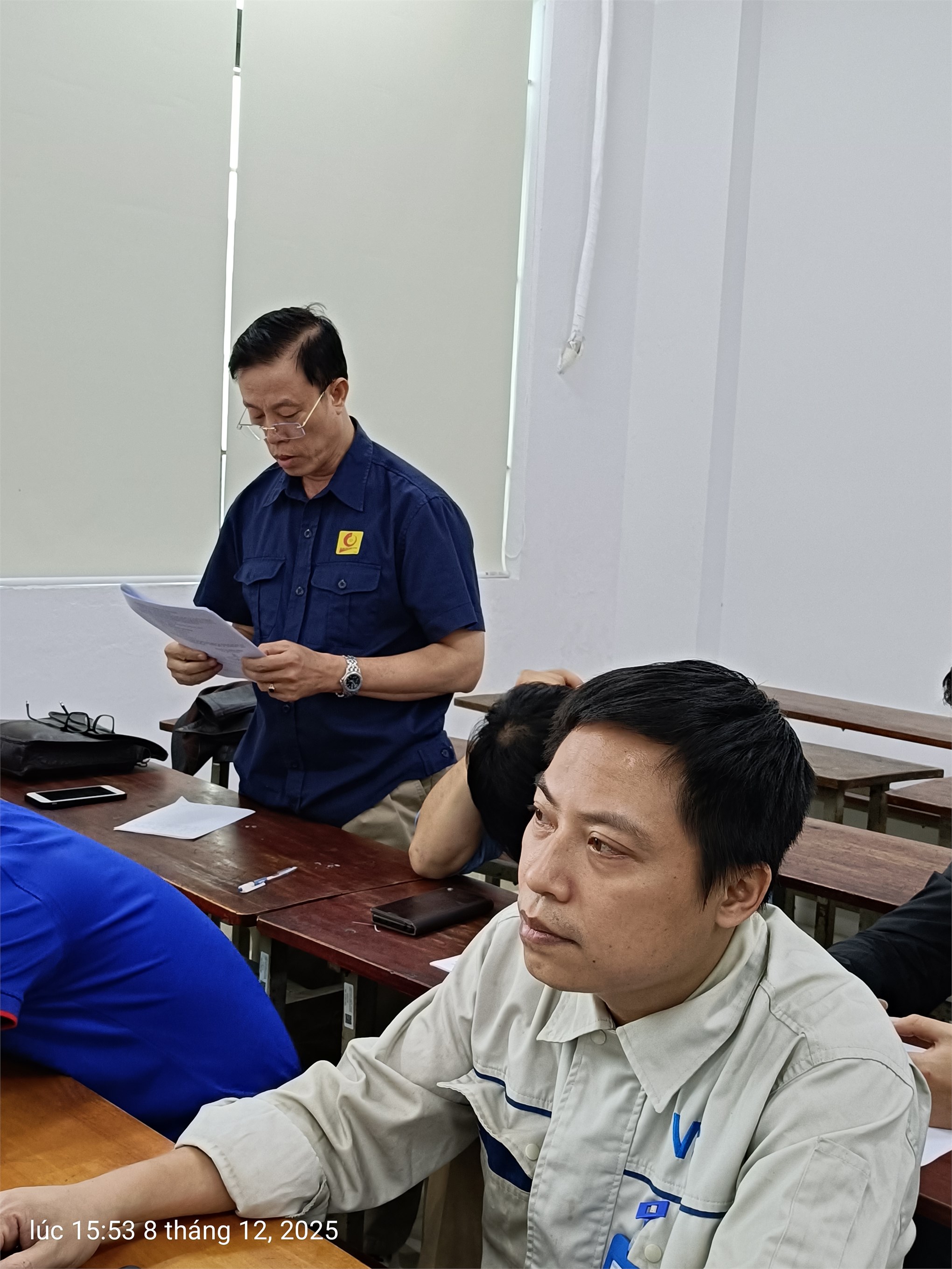 Chi bộ Trung tâm Việt Nhật tổ chức kiểm điểm, đánh giá xếp loại chất lượng chi bộ, đảng viên năm 2025