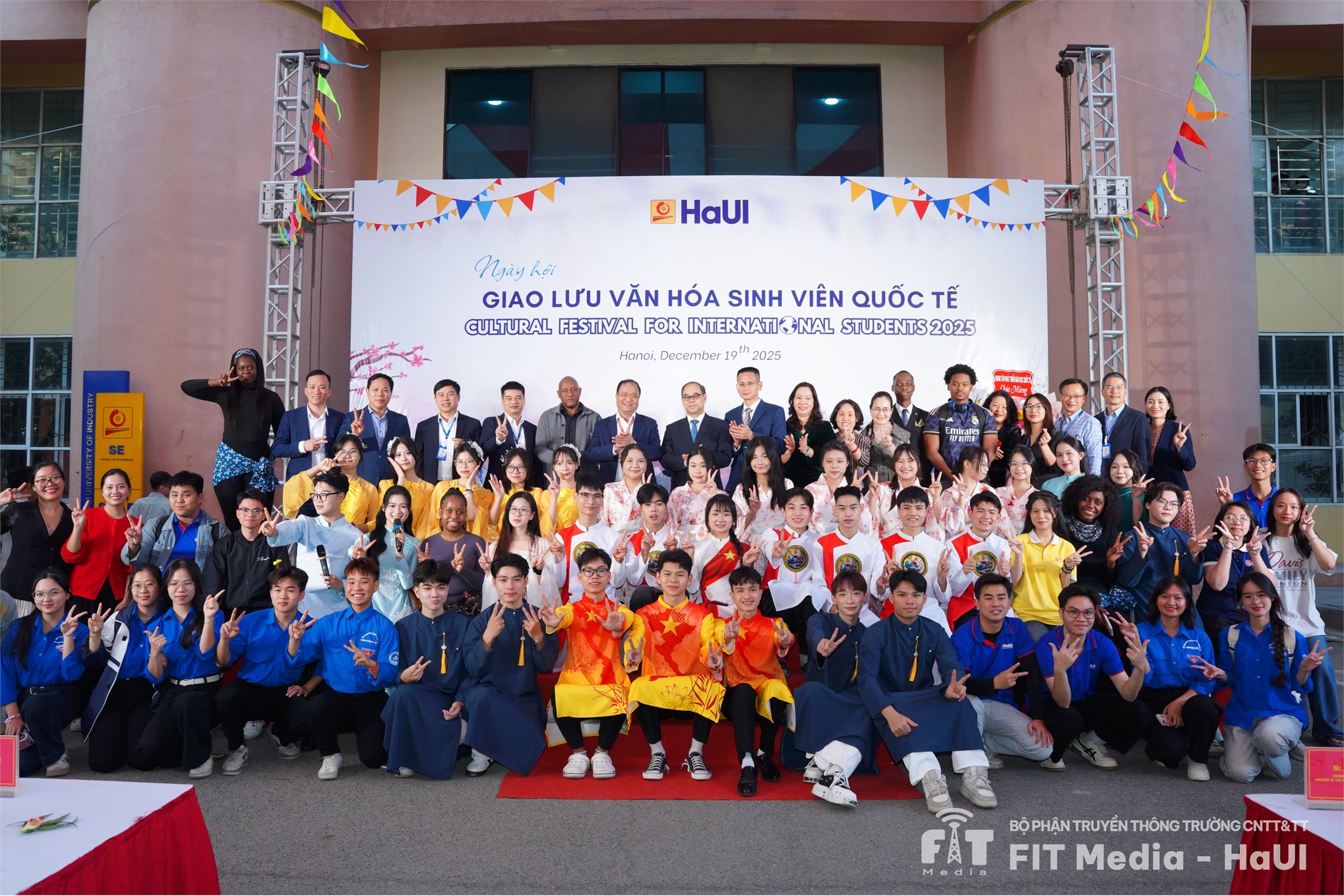 Ngày hội giao lưu văn hóa sinh viên quốc tế 2025: Lan tỏa tinh thần hội nhập tại Đại học Công nghiệp Hà Nội