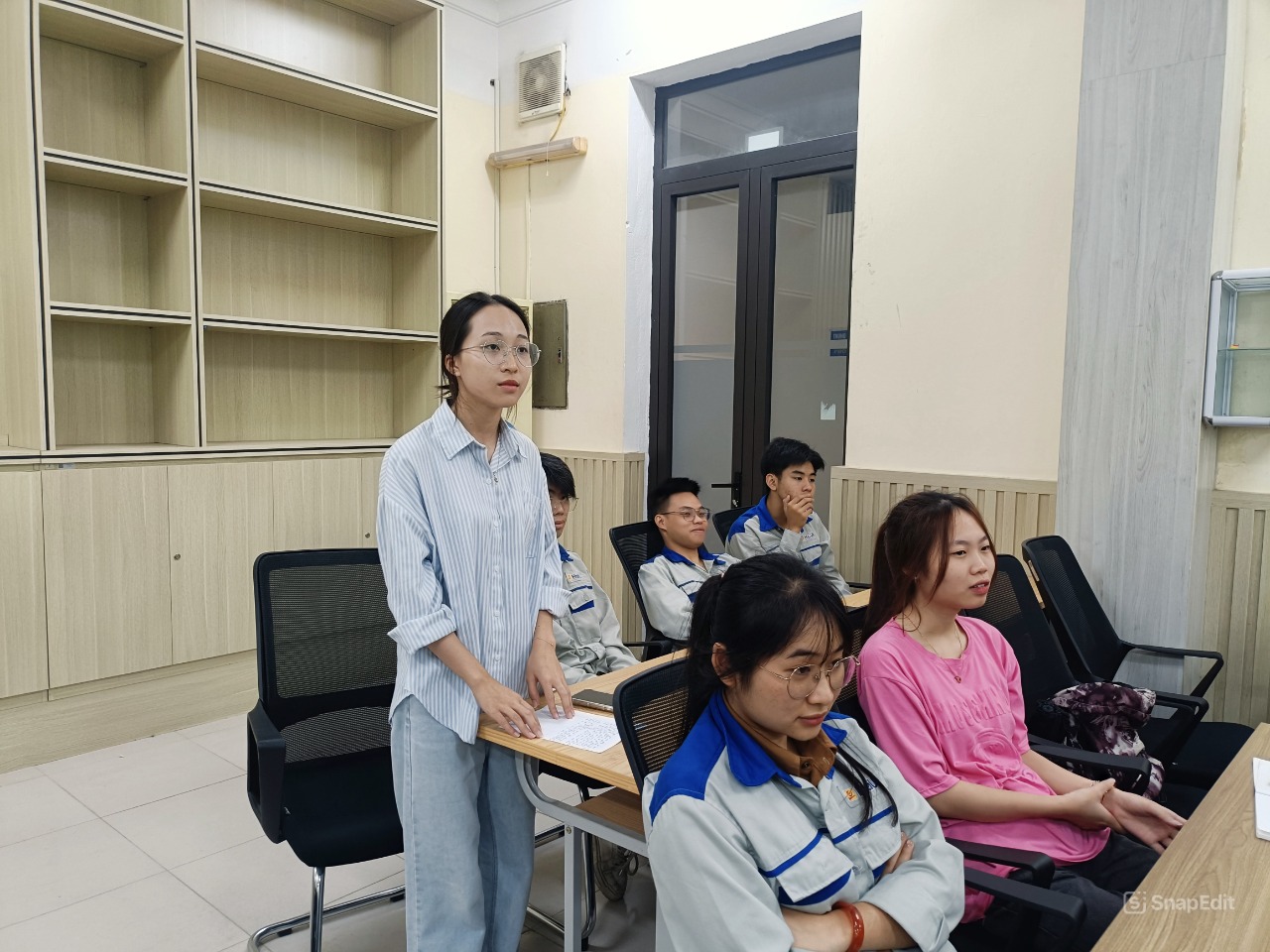 TRUNG TÂM VIỆT NHẬT TỔ CHỨC HỘI NGHỊ LỚP TRƯỞNG, BÍ THƯ CHI ĐOÀN HỌC KỲ II NĂM HỌC 2025 – 2026