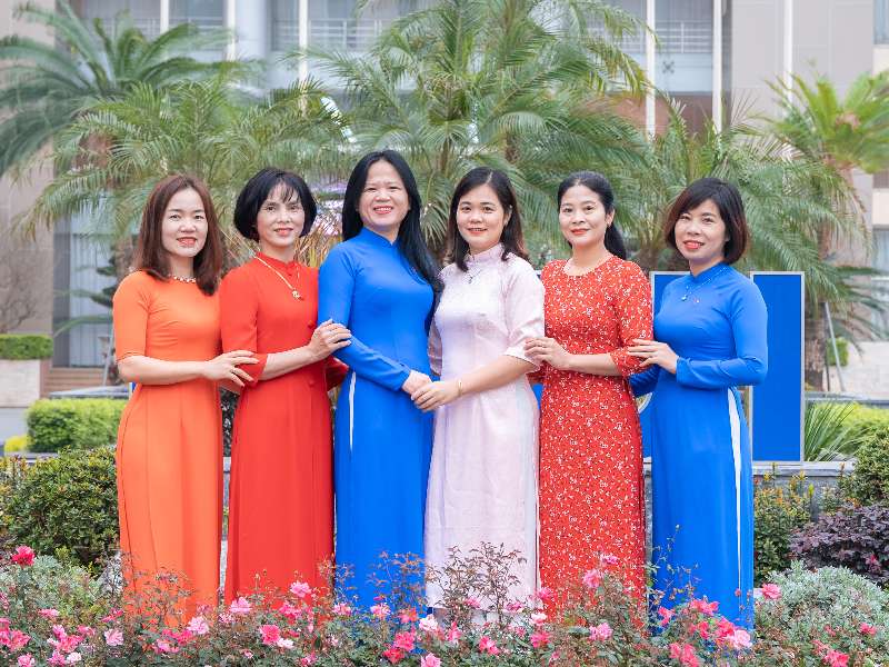 Gặp mặt chúc mừng ngày Quốc tế phụ nữ 08/03