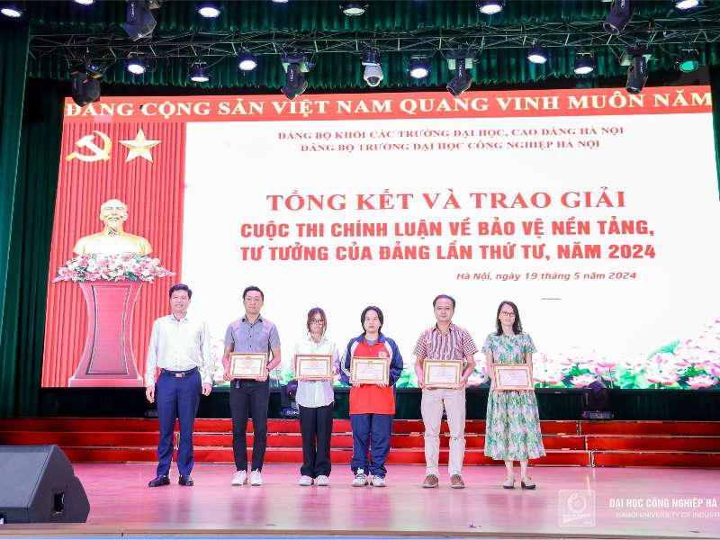 Chi bộ trung tâm Việt Nhật giành giải Ba tại Cuộc thi chính luận bảo vệ nền tảng tư tưởng của Đảng lần thứ IV, năm 2024